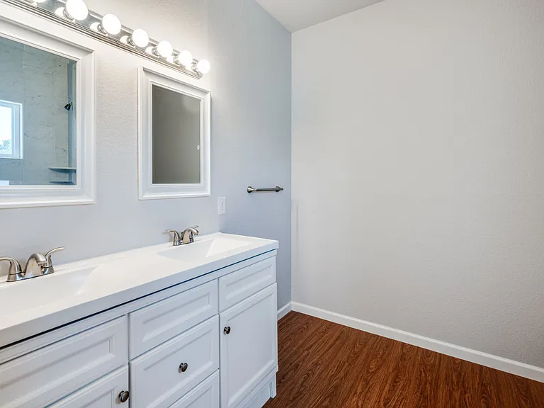 751 Pipeline Ct #A2 — Photo 8