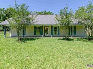 17130 Charlie Brown Rd, Prairieville, LA 70769