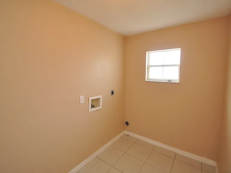 65 Rolling Fern Dr — Photo 21