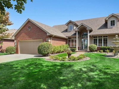 1300 Glen Oaks Dr, West Des Moines, IA, 50266