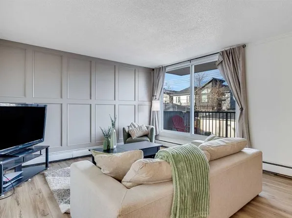 2512 N 1st Ave NW #201, Calgary, AB T2N 0C2