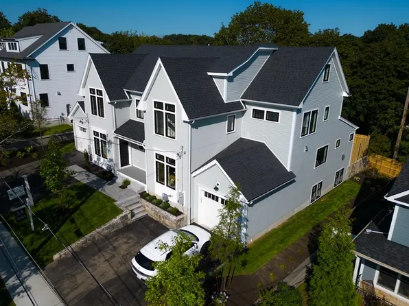 28 Wetherell St #28, Newton Upper Falls, MA 02464