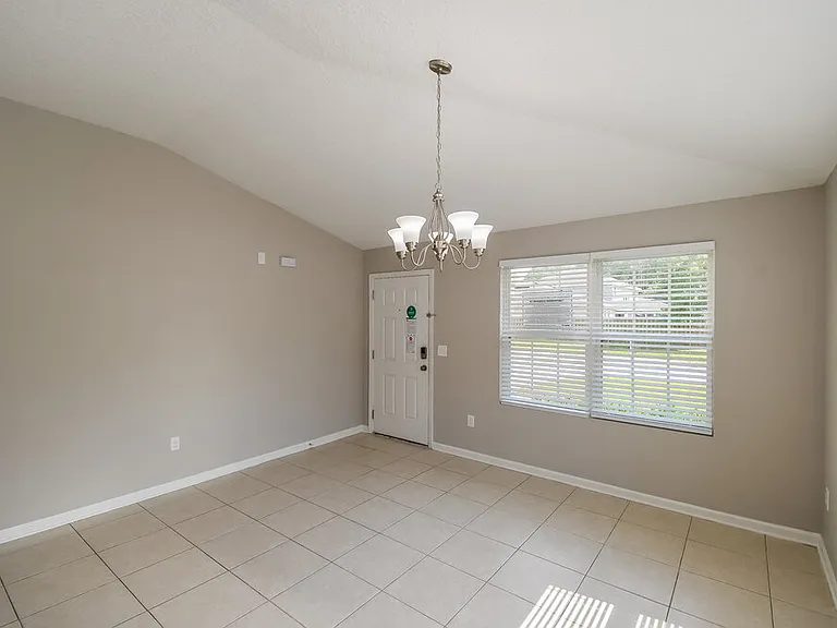 1403 Creek Point Blvd — Photo 6