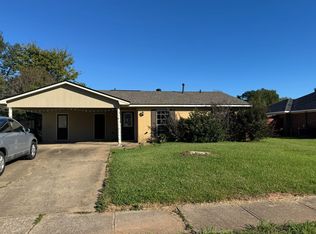 4727 Longstreet Pl, Bossier City, LA 71112