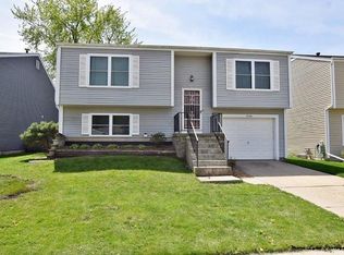 2240 Larkspur Ct, Aurora, IL