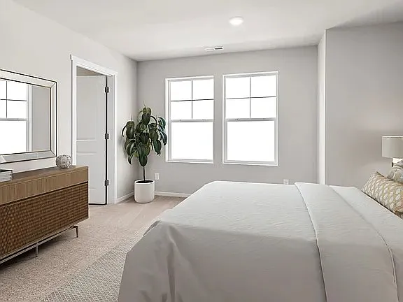 4322 Savannah Loop NE — Photo 10