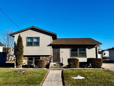 110 Monroe St, Decorah, IA, 52101