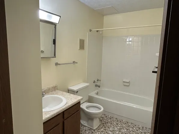 8255 Tollgate Rd, Alexandria, KY