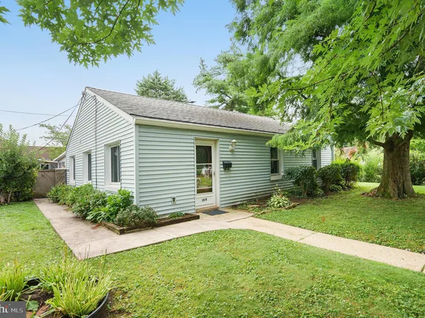 109 Carson St, Phoenixville, PA 19460