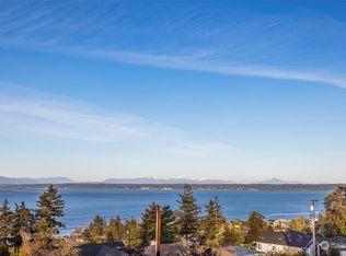 1327 Rainbow Ln, Camano Island, WA