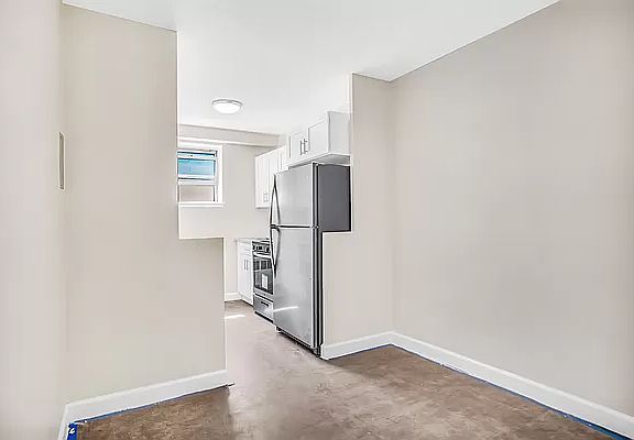 3rd image of 5700 Arlington Ave APT 19C