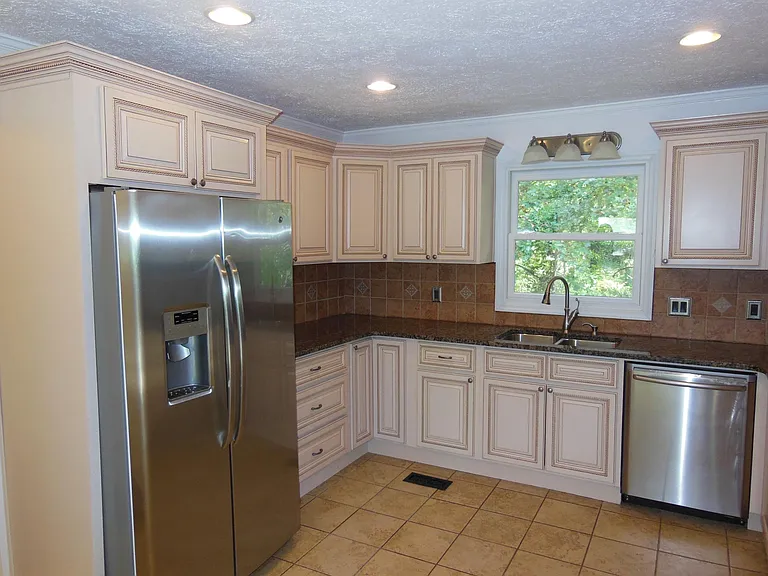 2583 Parker Trl — Photo 11