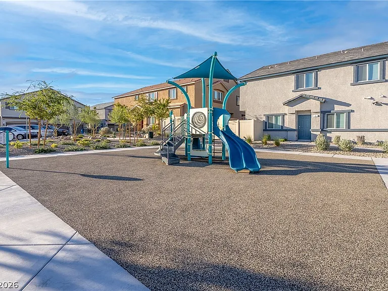 7890 Aurora Sky St #2 — Photo 47