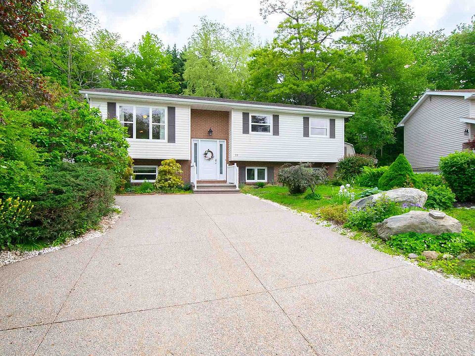 1st image of 25 Barry Allen Dr