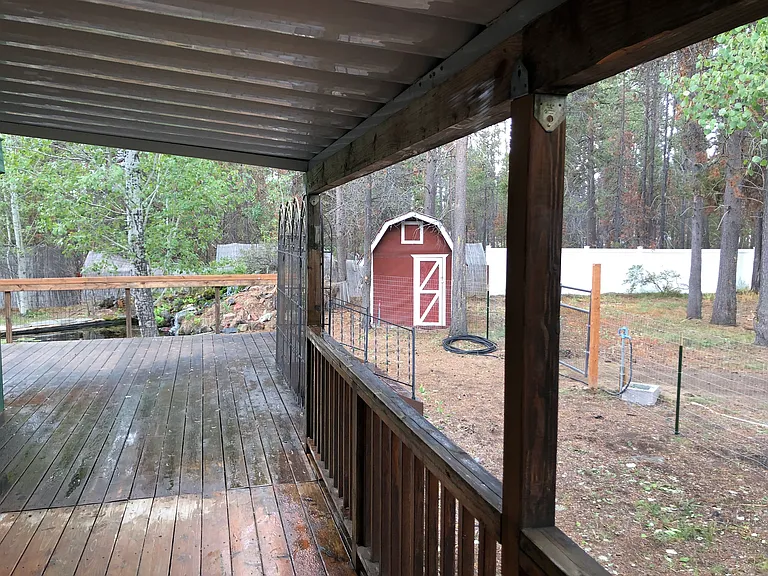 Bridge Dr — Photo 21
