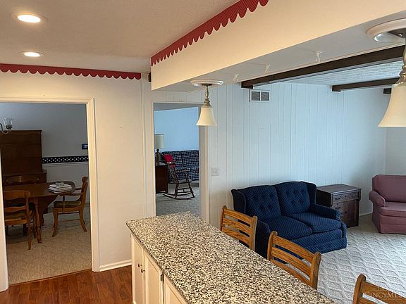 5th image of 2112 Edinburg Ln