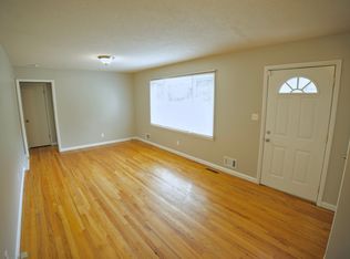 8131 McGee St, Kansas City, MO 64114