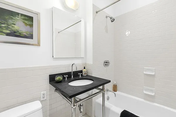 Rented by Compass | media 18