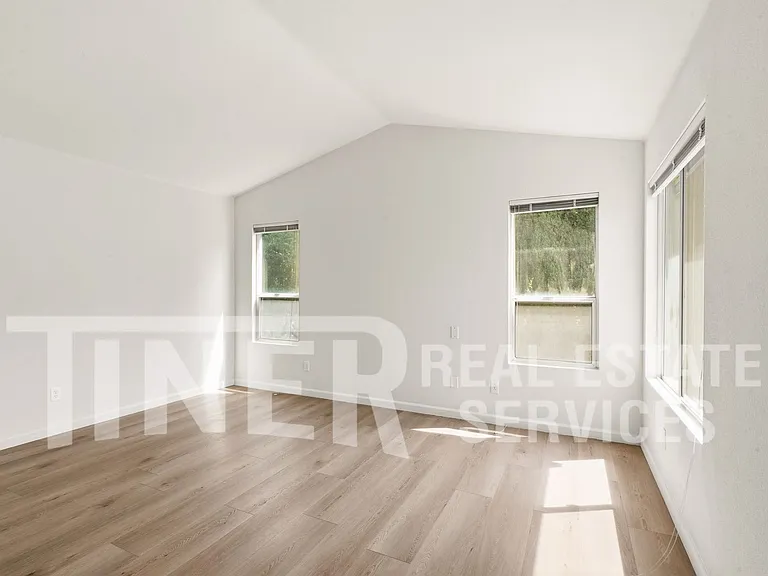 6931 Romanzo Way — Photo 15