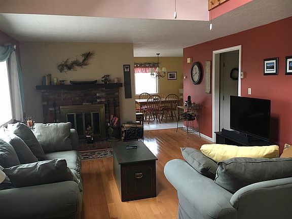 2nd image of 18 Madison Drive #69