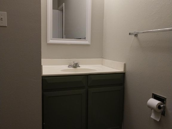 4th image of 624 Taylor St #3