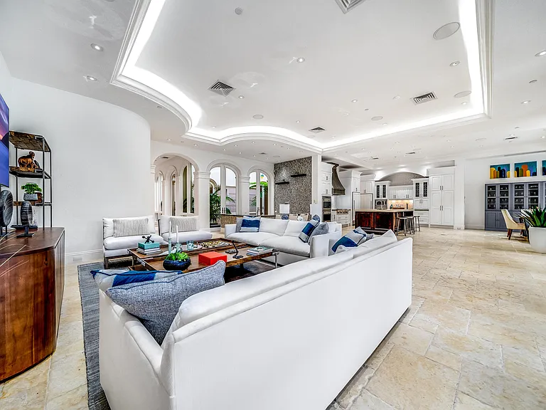 361 Mizner Lake Estates Dr — Photo 10