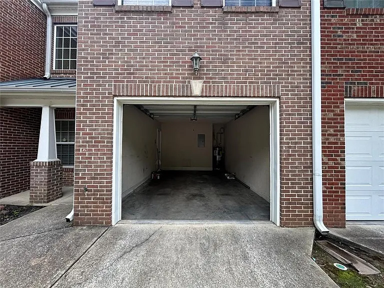 3233 Glenloch Pl — Photo 35