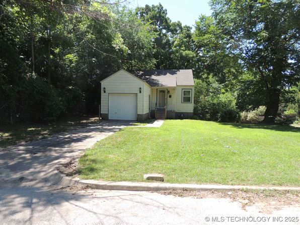 2102 W Reconciliation Way