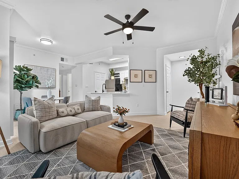 Stetson Apartments — Photo 17