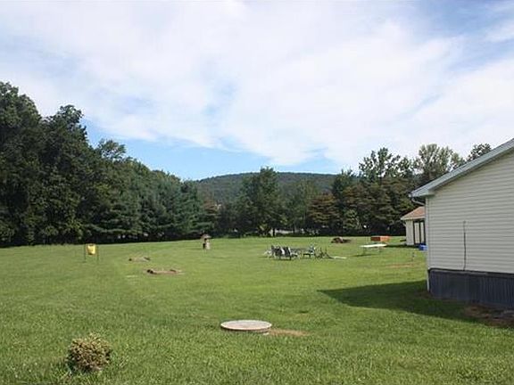 2nd image of 3922 Naomi Dr