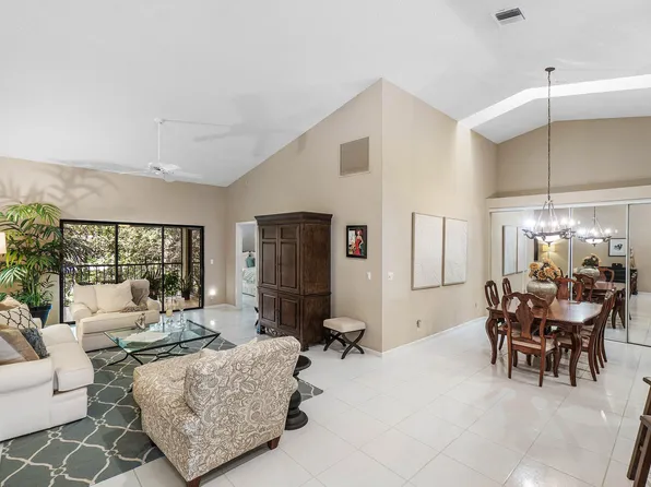 9711 PAVAROTTI Terrace #202, Boynton Beach, FL 33437