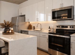 Sora, Phoenix, AZ 85004