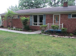 1201 Tanglewood Ave, High Point, NC 27265