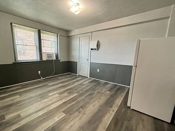 3rd image of 2207 Jones St #2207311