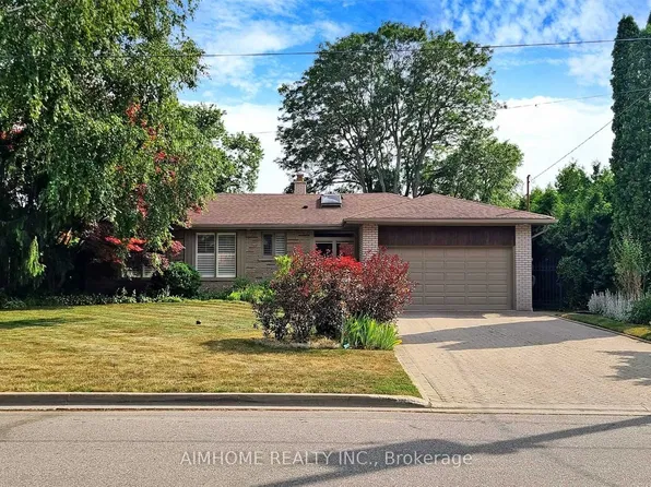 103 Alamosa Dr, Toronto, ON M2J 2N8