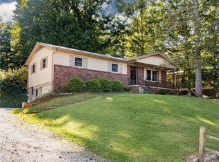 28 Fairhaven Ct, Asheville, NC 28803