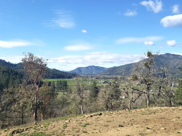 0 Messinger Rd #100, Grants Pass, OR 97527