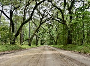 7760 Botany Bay Rd, Edisto Island, SC 29438