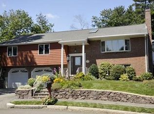 18 Mansion Rd, Wakefield, MA 01880