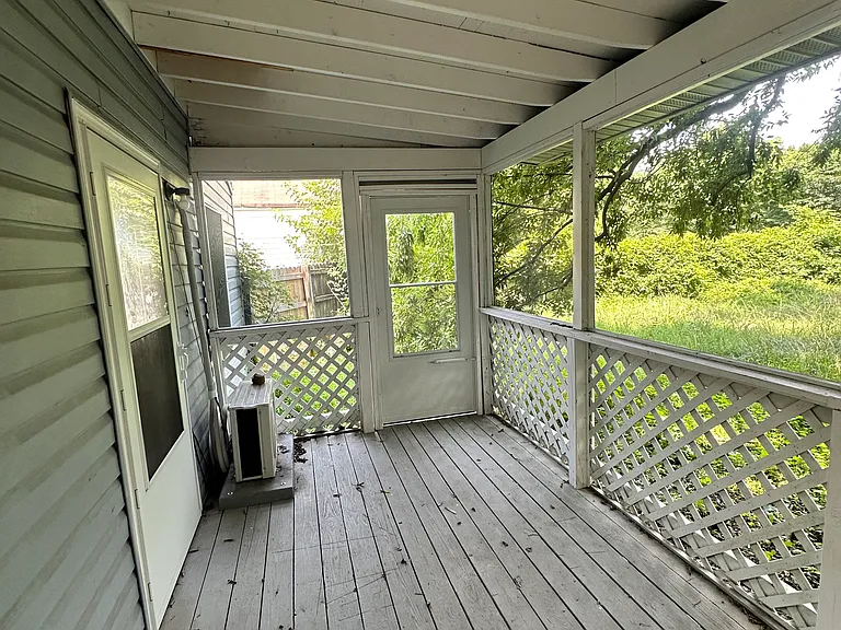 227 Settlers Landing Rd — Photo 6