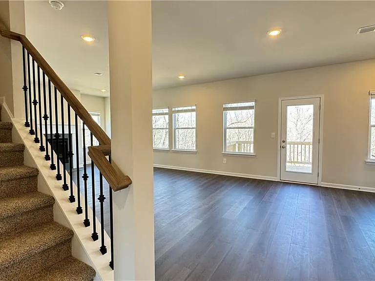 228 Water Oak Way — Photo 15