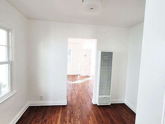 4th image of 3458 S Centinela Ave #34485