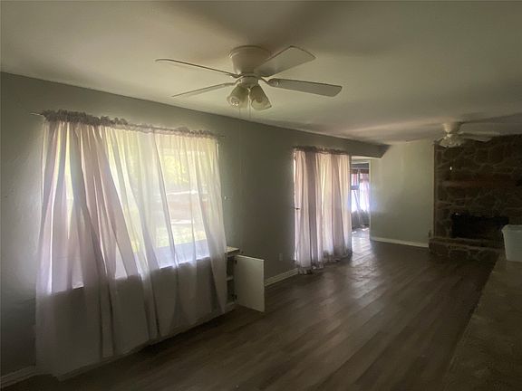 4th image of 2721 Ridgewood St