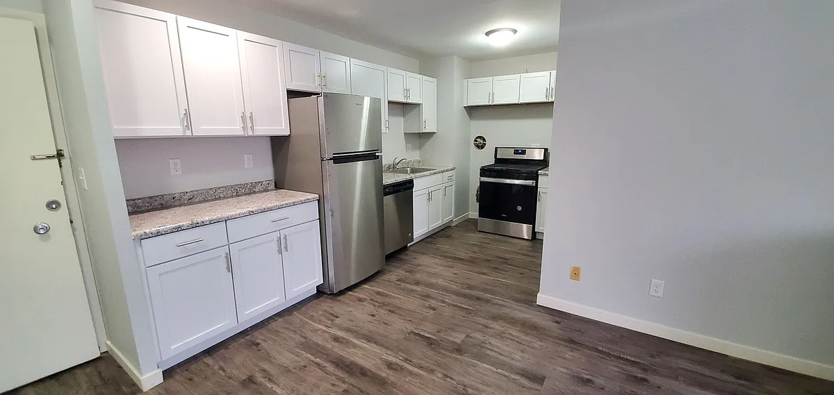 Primary Photo - 2545 N Cramer #210