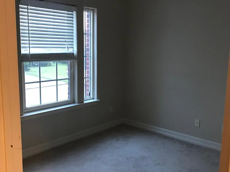 630 Winchester Dr — Photo 15