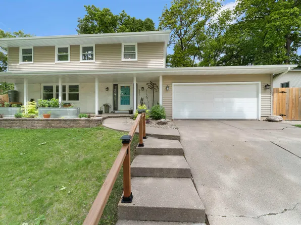 522 Valley Rd, Madison, WI 53714