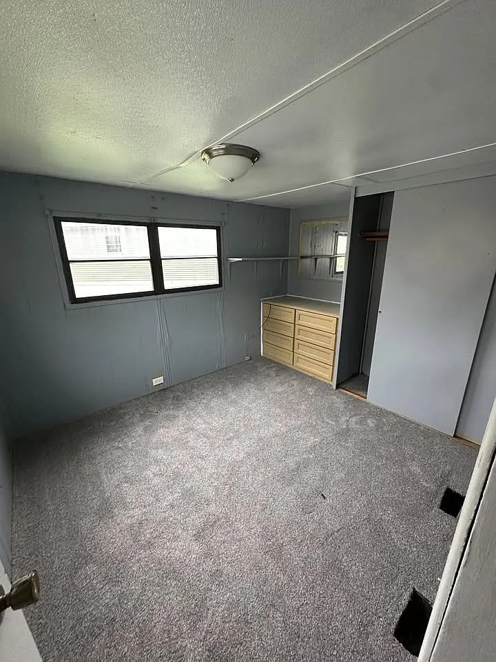 Maple Court MHP - 23 — Photo 4