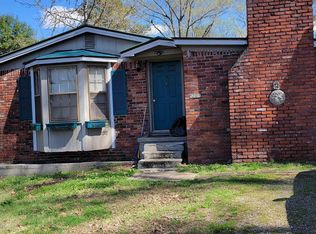 201 Silver Leaf Dr, Bessemer, AL 35022