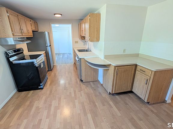 5th image of 21 Rondy Ln