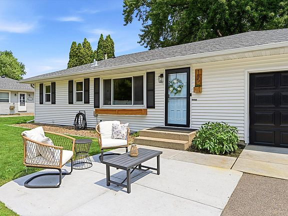 2nd image of 185 Garden View Dr